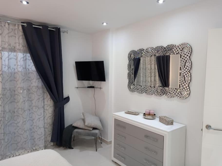 אדחה Apartamento Con Impresionantes Vistas Y Piscina מראה חיצוני תמונה